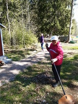 Haravointia rannassa.